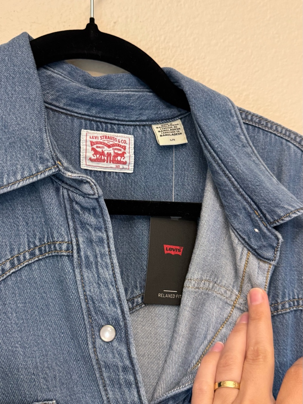Levi's Light Blue Denim Western Button-Down Pearl Snap Shirt - Picture 2 of 2